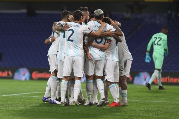 Argentina em campo pelas Eliminatórias. (Foto: Getty Images)