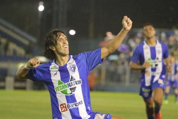 Nicolas agrada Jair. Fernando Torres/Paysandu Nicolas agrada Jair. Fernando Torres/Paysandu