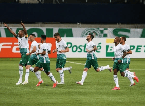 Goiás em campo pelo Brasileirão. (Foto: Getty Images)