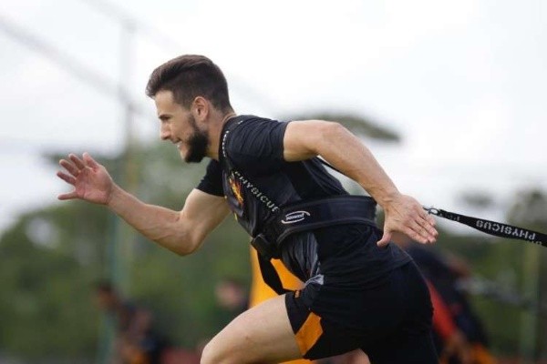 Barcia volta ao time. Anderson Stevens/Sport