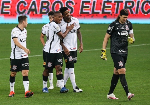 Jogadores do Corinthians comemoram gol pelo Brasileirão. Foto: Getty Images