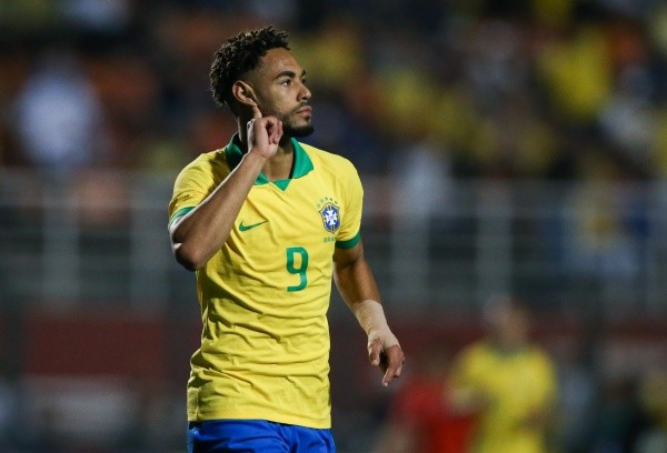 Mathgeus Cunha em campo pela Seleção Brasileira. (Foto: Getty Images)