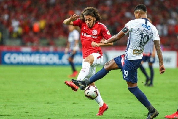 Nonato tenta ganhar espaço novamente no Colorado — Foto: Getty Images