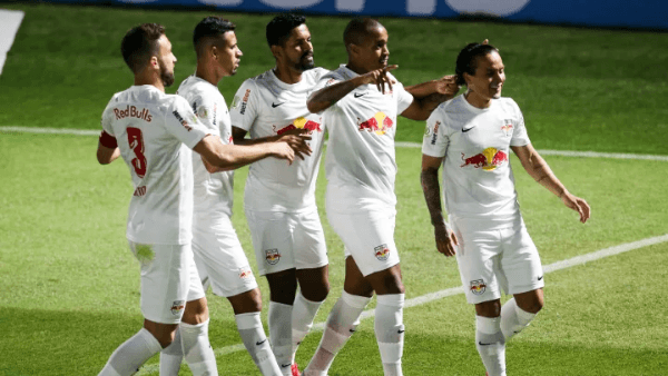 Massa Bruta quer voltar a sorrir no Brasileirão. Bragantino precisa voltar a vencer. (Foto: Getty Images)