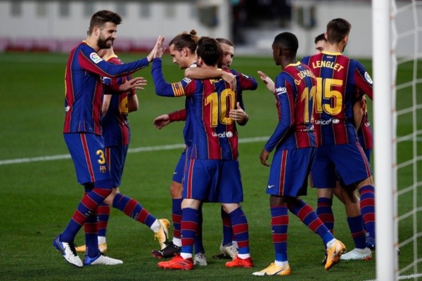 Jogadores do Barcelona comemoram gol. Foto: Getty Images