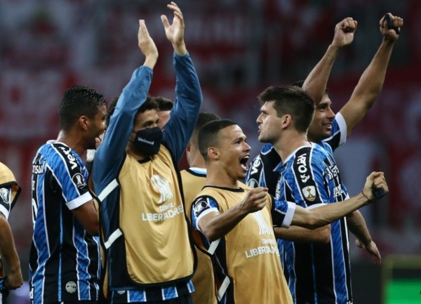 Jogadores do Grêmio comemoram gol. Foto: Getty Images
