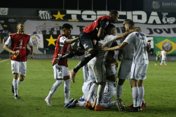 Comemoração jogadores do Santos. Foto: Getty Images