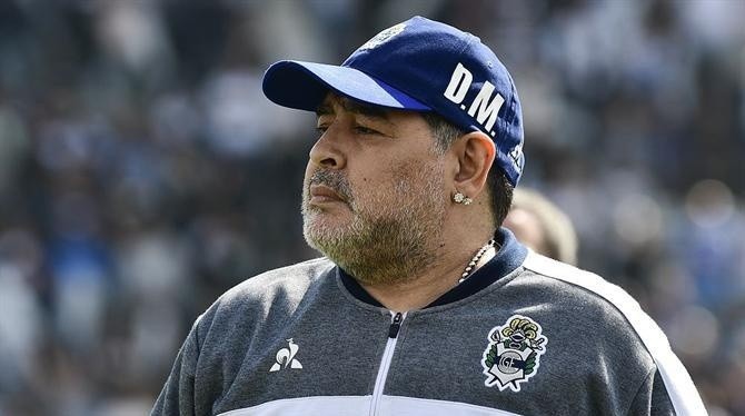 Maradona faleceu aos 60 anos de idade nesta quarta-feira (25)