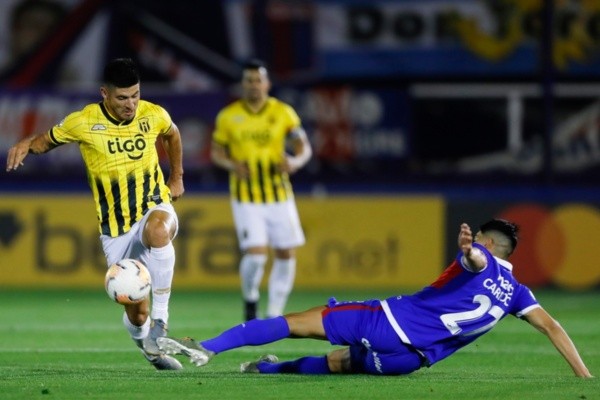 Guaraní-PAR durante jogo da Libertadores. Foto: Getty Images