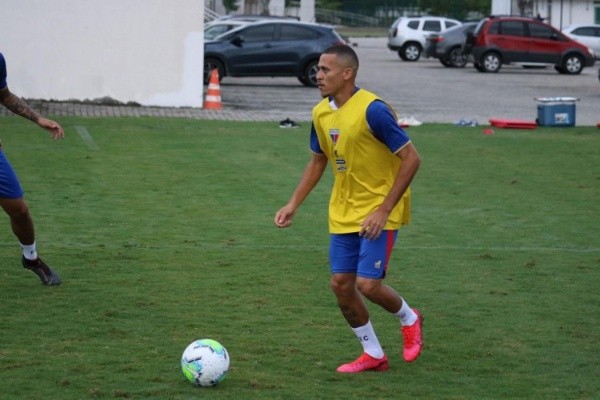 João Paulo espera oportunidades. Bruno Oliveira/Fortaleza EC)