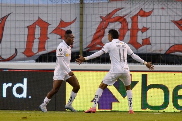 Comemoração de gol da LDU. Foto: Getty Images