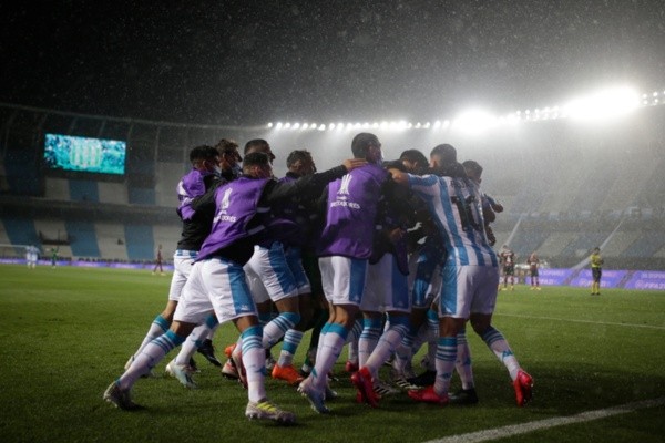 Comemoração de jogadores do Racing contra o Flamengo. Foto: Getty Images
