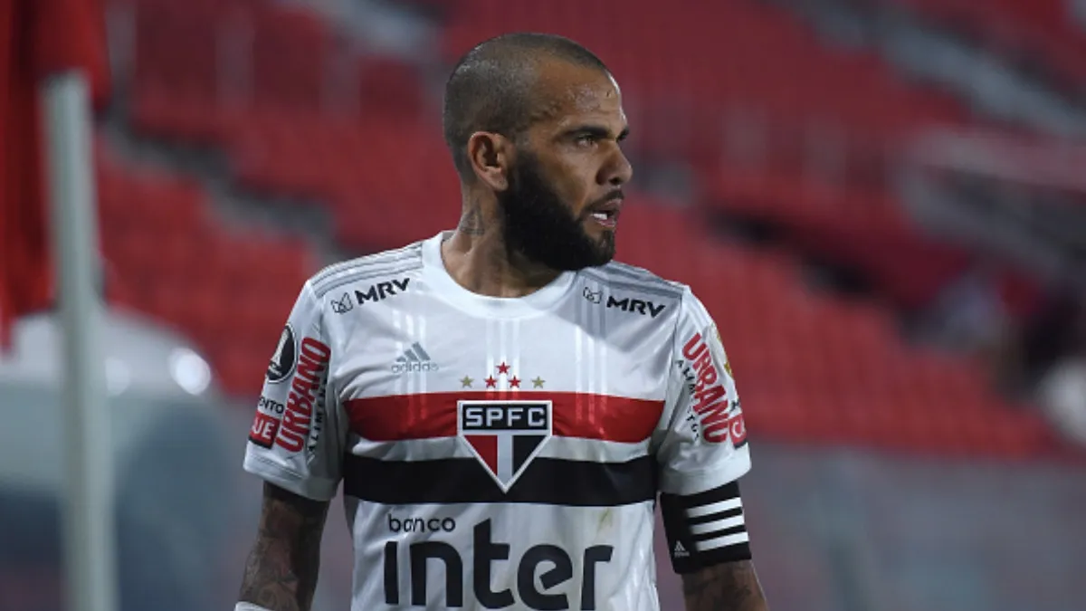 Daniel Alves é um dos principais jogadores do Tricolor paulista. (Foto: Getty Images)