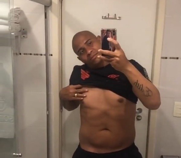 Atacante perdeu bastante peso desde que chegou ao clube - Foto: Instagram.