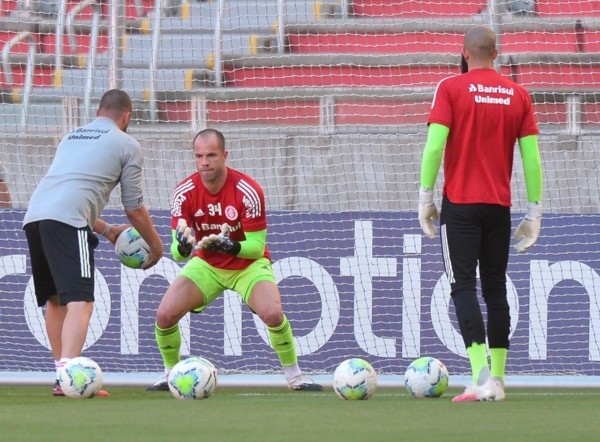 Lomba pode ser sacado para entrada de Danilo — Foto: Getty Images Lomba pode ser sacado para entrada de Danilo — Foto: Getty Images