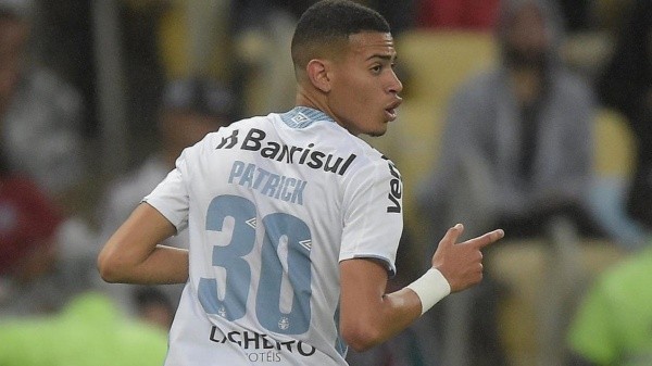 Patrick não vem aproveitando as chances no time titular do Grêmio (Foto: Lucas Uebel/GFPA)