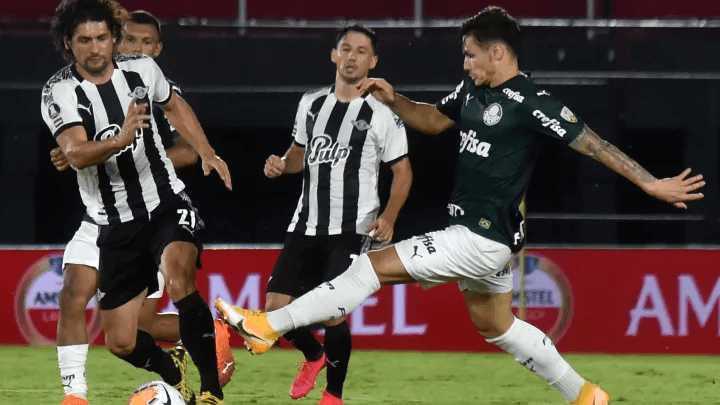 Palmeiras e Libertad decidem a vaga nesta terça. (Foto: Getty Images)