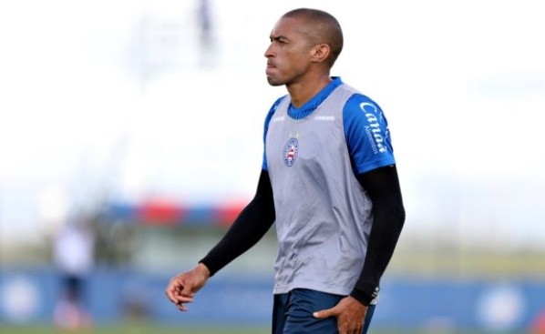 Nino renova com o Tricolor. Divulgação 