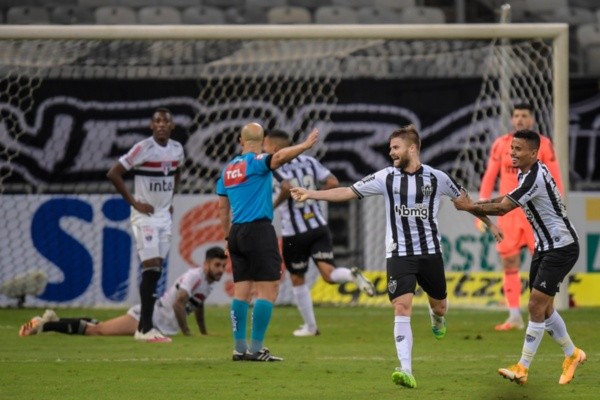 Jogadores do Atlético-MG comemoram gol contra o São Paulo. Foto: Getty Images