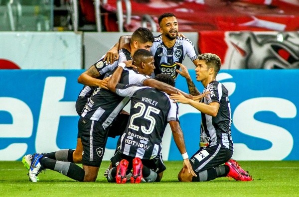 Comemoração de gol do Botafogo. Foto: Getty Images