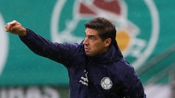 Abel está preocupado com a falta de tempo para treinar elenco do Palmeiras (Foto: César Greco)