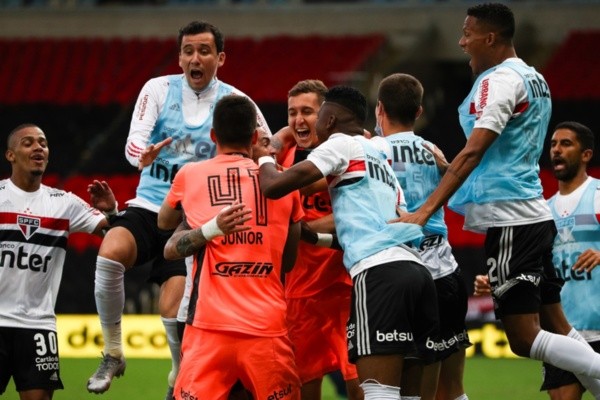 Comemoração de gol do São Paulo. Foto: Getty Images
