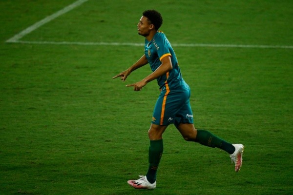 Felippe Cardoso durante jogo pelo Fluminense. Foto: Getty Images