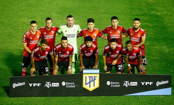 As equipes entram em campo com força total para o superclássico - (Getty Images)