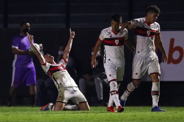 O Atlético-GO procura sair da parte de baixo da tabela - (Foto: Getty Images) O Atlético-GO procura sair da parte de baixo da tabela - (Foto: Getty Images)