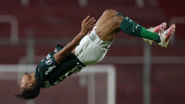 Rony comemora primeiro gol de vitória do Palmeiras sobre o River de Gallardo (Foto: César Greco)