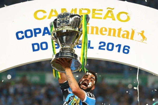 Volante Maicon foi fundamental na conquista da Copa do Brasil em 2016 (Foto: Getty Images)