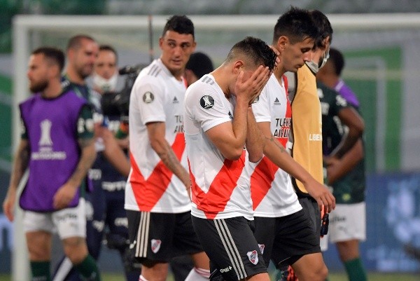 Mesmo com a vitória, River dá adeus ao sonho do penta. (Foto: Getty Images)