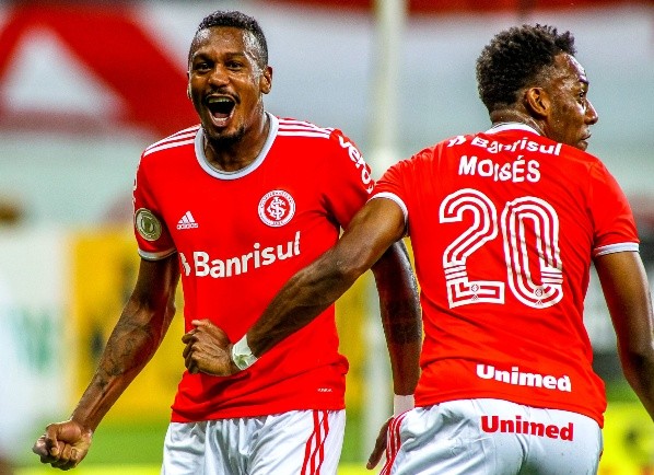 Edenilson esteve na mira do mundo árabe na janela do meio de 2020, mas Inter recusou vender (Foto: Getty Images)