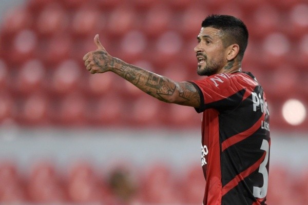 O Athlético Paranaense quer melhorar sua posição na tabela - Foto: Getty Images