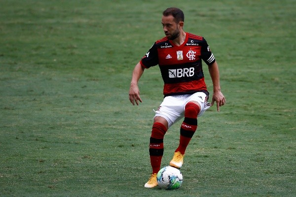 Everton Ribeiro vem em péssima fase no Flamengo, mas Cenimantém o camisa 7 como titular (Foto: Getty Images)