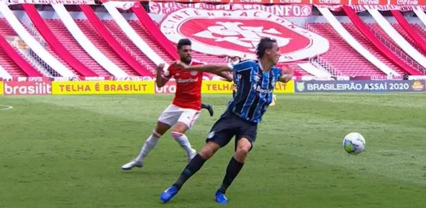 Geromel em momento da lesão deste domingo. (Foto: Reprodução)