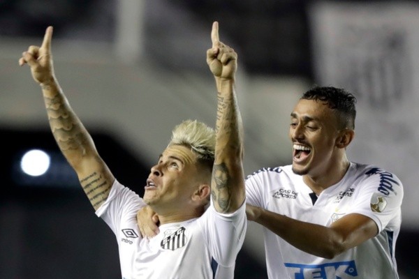 Soteldo e Pituca comemoram gol na Libertadores. Foto: Getty Images