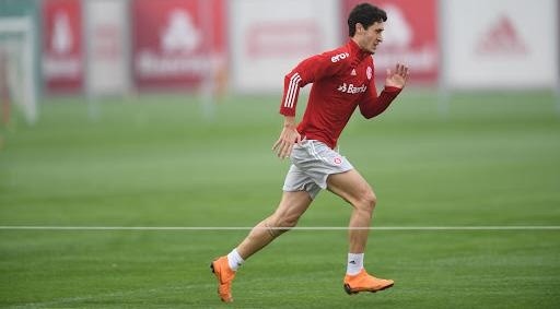 Dourado é peça fundamental no meio-campo - Foto: Ricardo Duarte/Internacional.