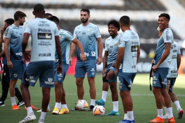 Treino do Peixe antes de Palmeiras x Santos. Foto: Getty Images