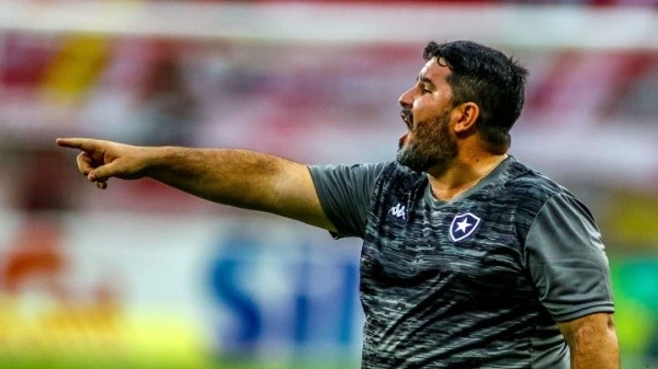 Barroca tenta livrar o Botafogo do rebaixamento, apesar de ser uma tarefa bem difícil. (Foto: Getty Images)