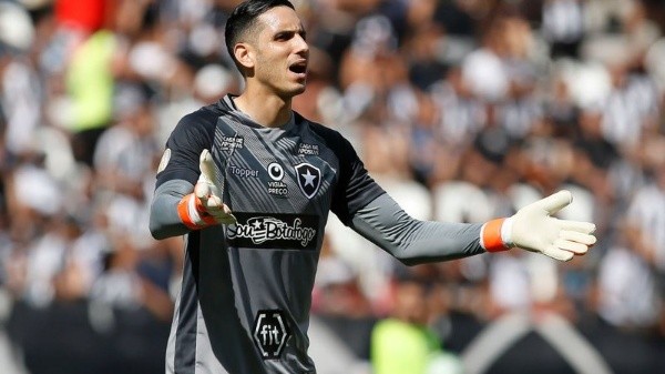 Gatito é desfalque do Botafogo para o confronto contra o Sport. (Foto: Getty images)