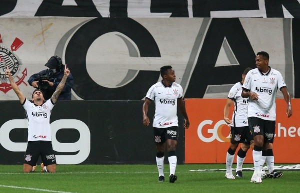 Comemoração de gol do Corinthians. Foto: Getty Images