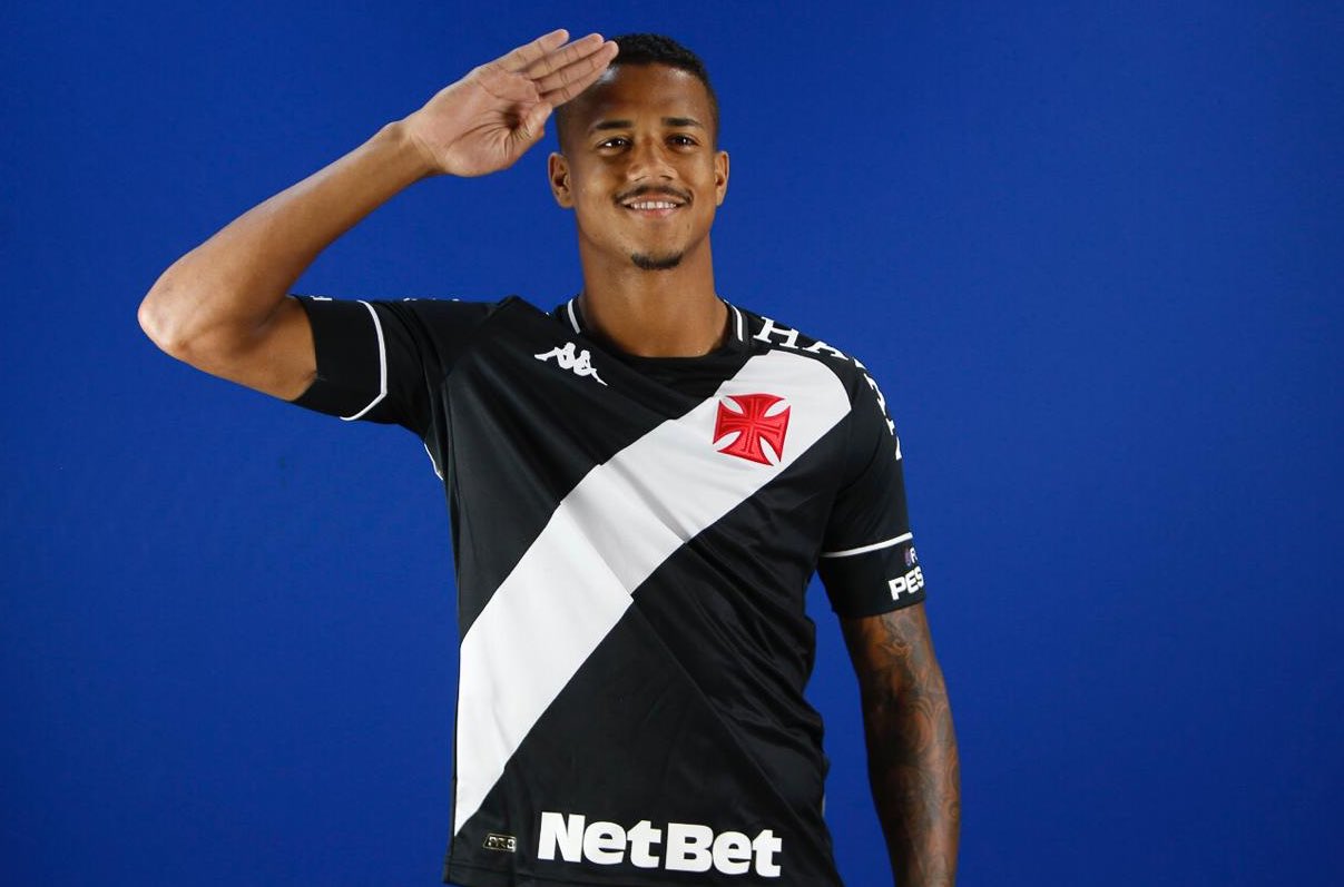 Catatau vem recebendo mais oportunidades com Luxa - Foto: Reprodução/Twitter.