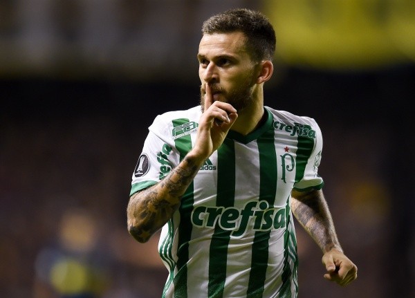 Lucas Lima vem em baixa no Palmeiras e ainda tem mais dois anos de contrato (Foto:Marcelo Endelli/Getty Images)