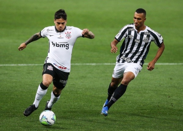Fagner desfalca o Corinthians nesta quarta-feira (17), contra o Santos. Foto: Getty Images Fagner desfalca o Corinthians nesta quarta-feira (17), contra o Santos. Foto: Getty Images