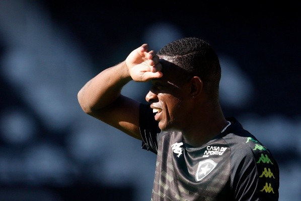 Benevenuto está em lista de “negociáveis” em General Severiano (Foto: Vitor Silva/Botafogo)