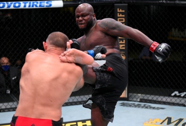 Derrick Lewis durante luta do UFC. Foto: Getty Images