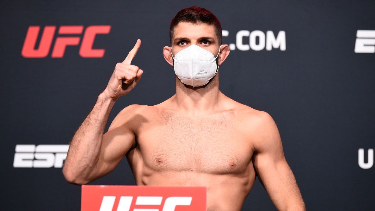 Thiago Moisés quer conquista a terceira vitória consecutiva na noite deste sábado. (Foto: Getty Images)