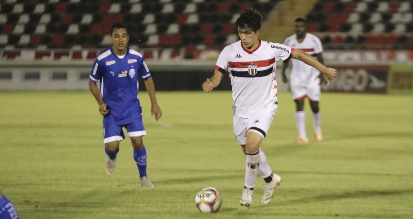Botafogo-SP em campo pela série B do Brasileirão. (Mateus Anjos - site Botafogo) Botafogo-SP em campo pela série B do Brasileirão. (Mateus Anjos - site Botafogo)