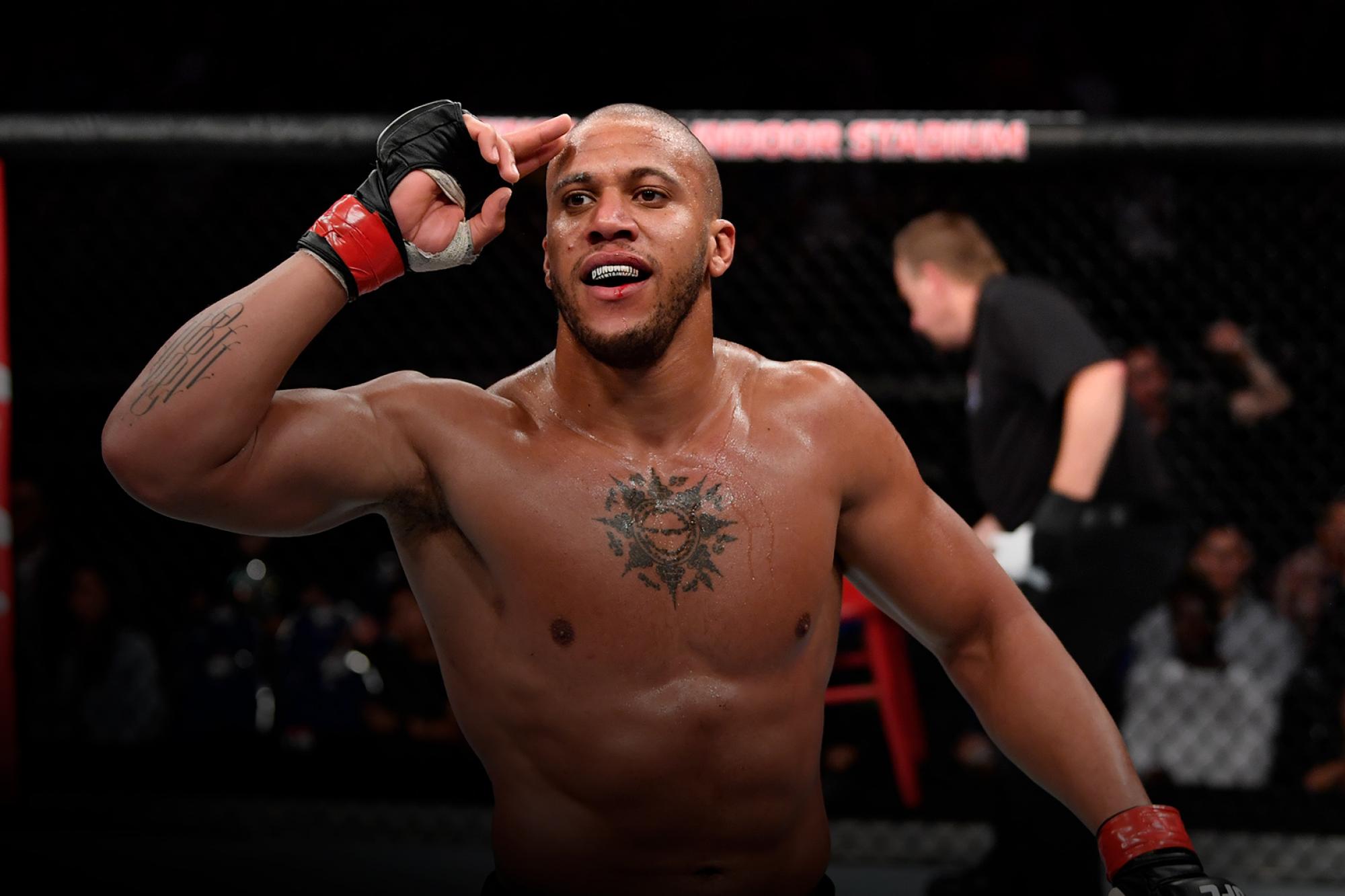 Ciryl Gane é uma das promessas da categoria peso-pesado (Foto: Getty Images)